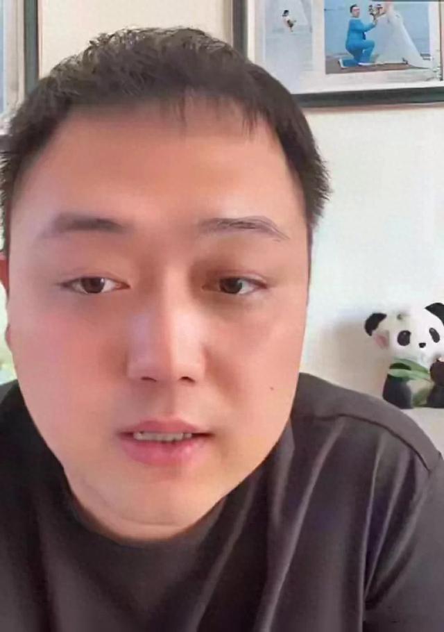 姥姥一句玩笑话藏玄机！成成回应家变传闻，父母感情曝光