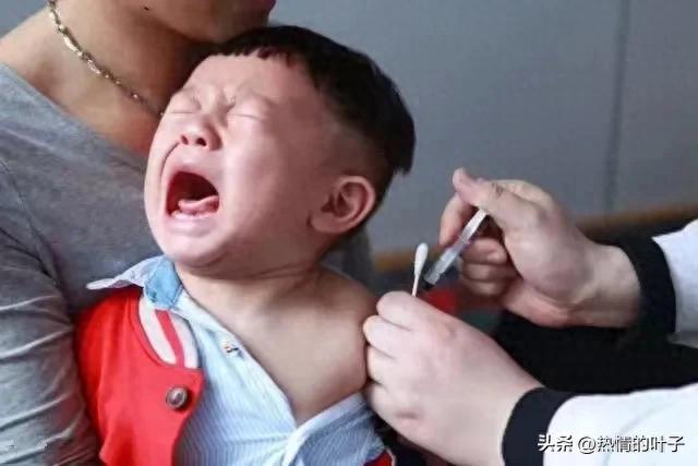 自费疫苗别纠结！这2种再贵也要给娃打，医生都在推荐