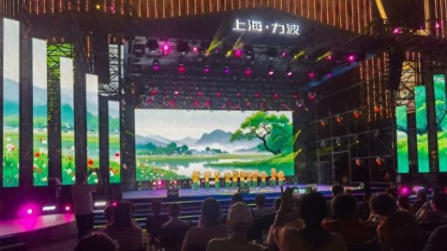 闵行“四季村晚”秋季专场来了，现场发布全区十大休闲街区