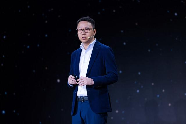 吴泳铭领战两年，阿里重回浪潮之巅