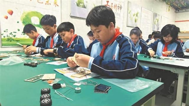 沉浸式探秘清洁能源