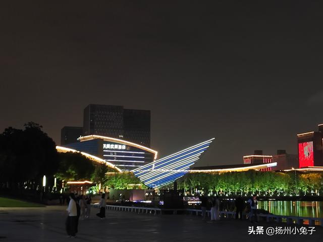 第一次走近运河大剧院，不错不错