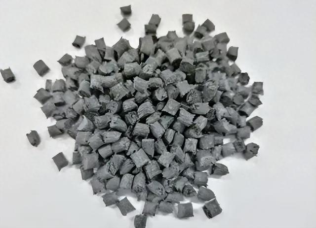 谈不拢就打！中国正式下达第77号令，对日涨价开始，高市故作镇定