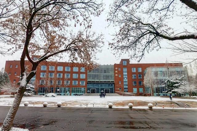 赴一场校园雪约，猜猜哪栋是你的 “温暖小窝”