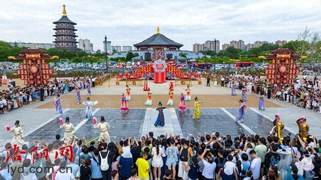 演艺经济：把城市变成“超级剧场”