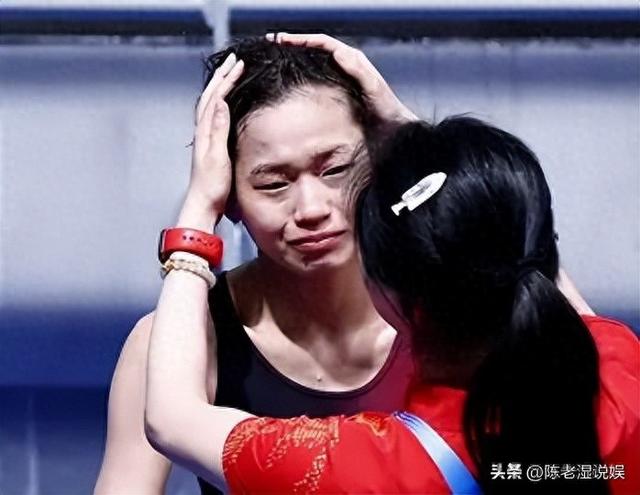 警惕造神陷阱	，新疆滑雪的全红婵，到底犯了什么“错	”？