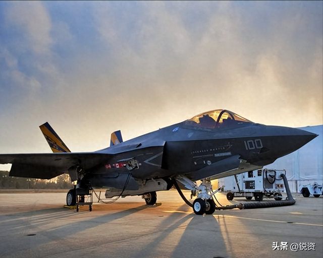 美国F-35核弹试验成功，亮出王牌飞机！欧洲安全该何去何从