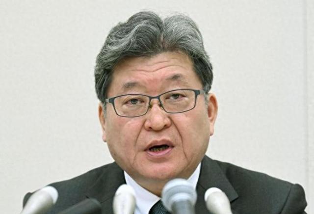 高市火上浇油，日本掀起窜台潮，我军双航母会师，马上有大动作？