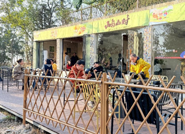 肥东县把“村咖”开进风景里