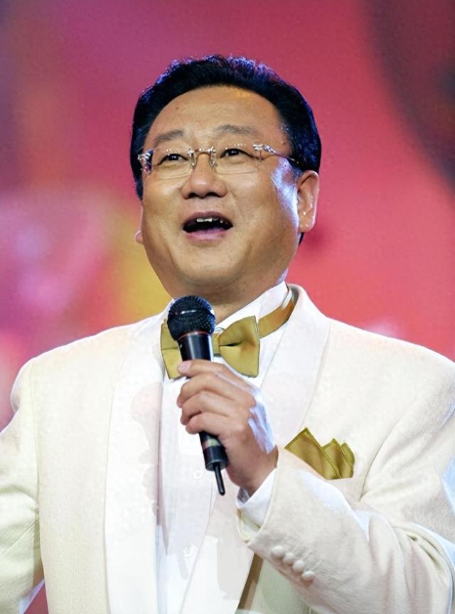 被开除军籍、持国外绿卡、骗财骗色，蒋大为身上的标签哪个是真的