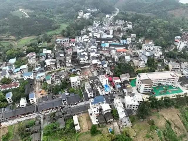 [广西 柳州市鱼峰区白沙镇]
