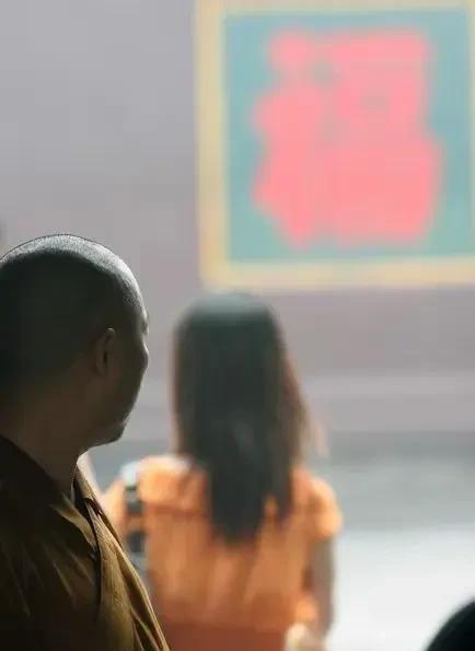 揭秘尼姑庵的黑暗面：尼姑平均年龄不到25，香客人来人往究竟为何