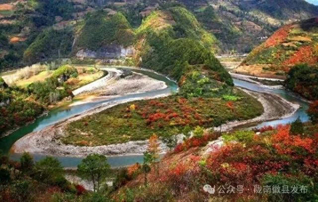 坐着火车游徽县——宝鸡“宝之旅号”首班旅游专列即将启程