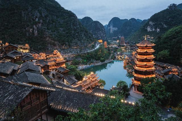 这座古寨隐姓埋名六百年，比凤凰更静谧，是无数人想去的浪浪山！