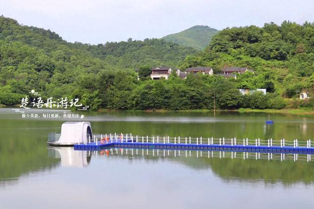 浙江宁波城西的骑行绿道，沿途湖光山色美不胜收，近10个驿站更美