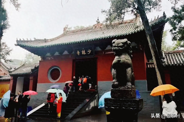 少林拒客避雨引骂，文物保护≠失温度