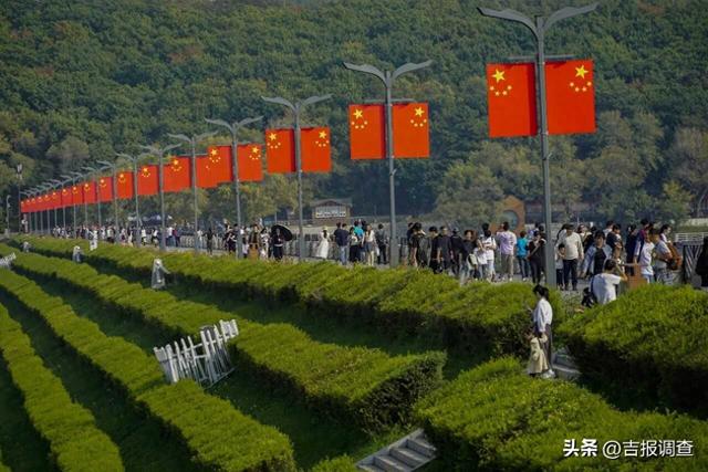 净月潭“十一”人气爆棚！26.5万余人次接待量再创景区接待新高