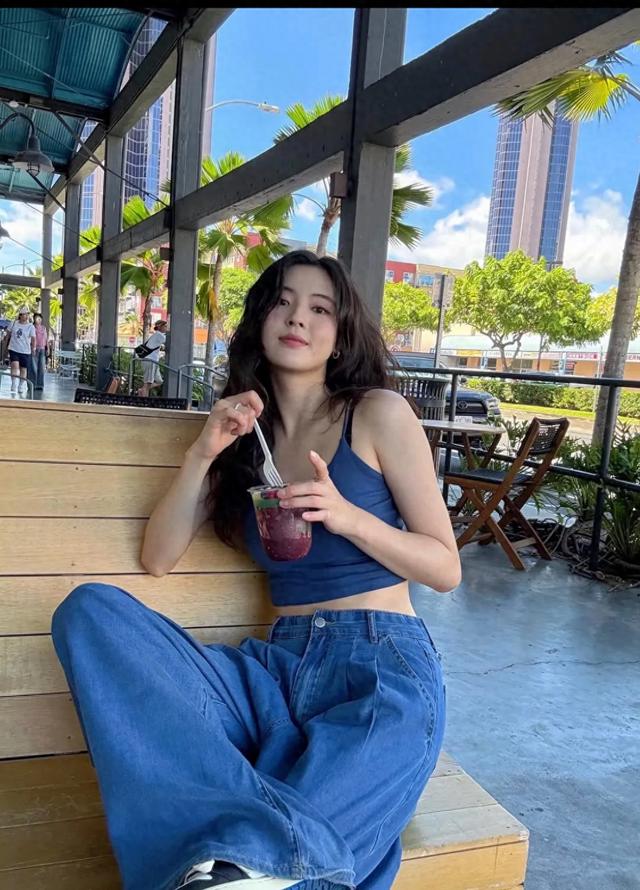 好漂亮的小姐姐，真是便宜李光洙这小子了！