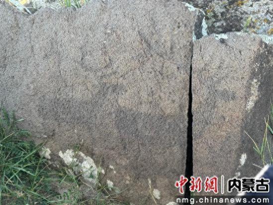 探访锡林郭勒草原深处的阿巴嘎岩画群