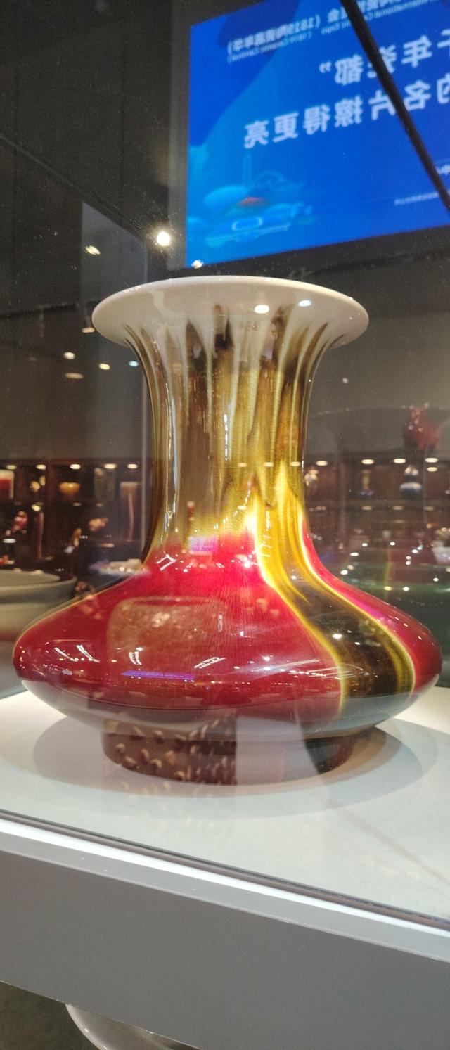 北方华创的追赶？国产替代的半导体综合巨头？