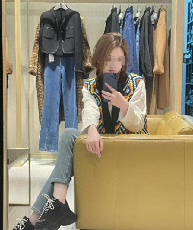 女子遭家暴开车逃跑撞死丈夫：丈夫爬上机盖被甩到车门