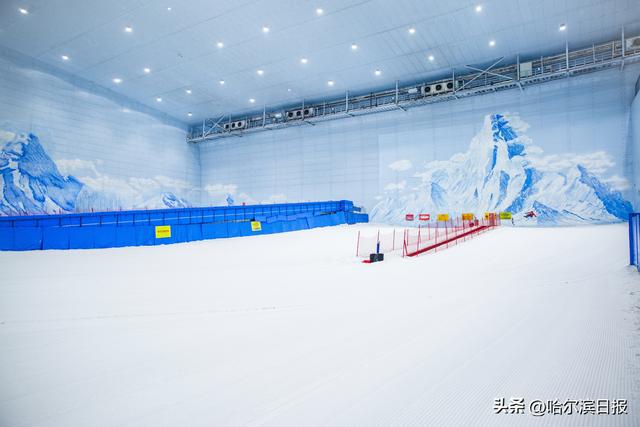 哈尔滨热雪奇迹两款权益卡，承包你的四季冰雪乐