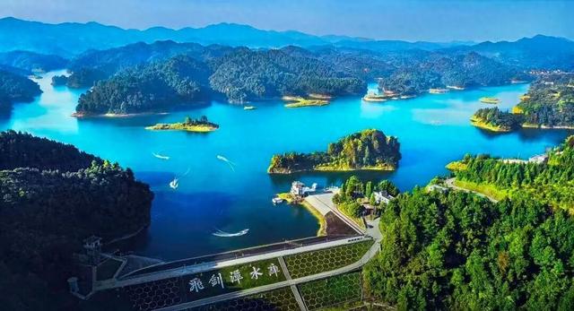 开篇即惊艳！这方桃源藏着“神仙故事”