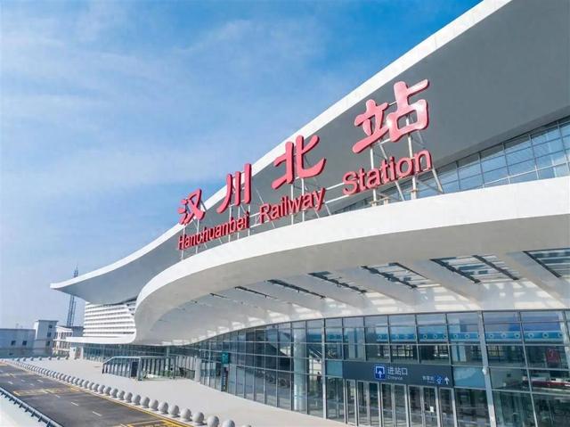 即将开通！武宜高铁，7大高铁站亮相