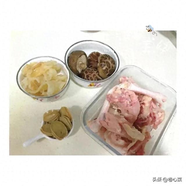 花胶能不能和洋葱一吃 2025年花胶可以加洋参一起炖吗?