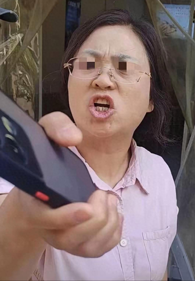 诬告80岁老人性骚扰后续：官方硬核回应，女方发声，恶心一幕发生