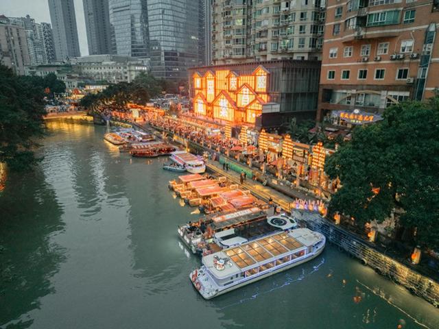成都夜游锦江：“芙蓉桂香满锦江·月圆盛世庆华诞”主题文化活动盛大启幕