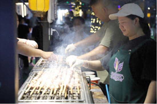北京平谷夜生活“热”起来