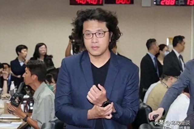 挑衅!沈伯洋现身德国,叫嚷“来抓我啊”,大陆再出手,杀鸡儆猴