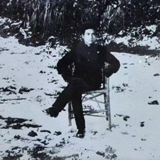 寻找民国范，最后发现我才是最民国范的那一个