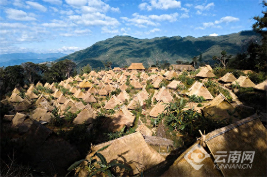 【早安云南·云游】山衔云脚寨，翁丁岁月长