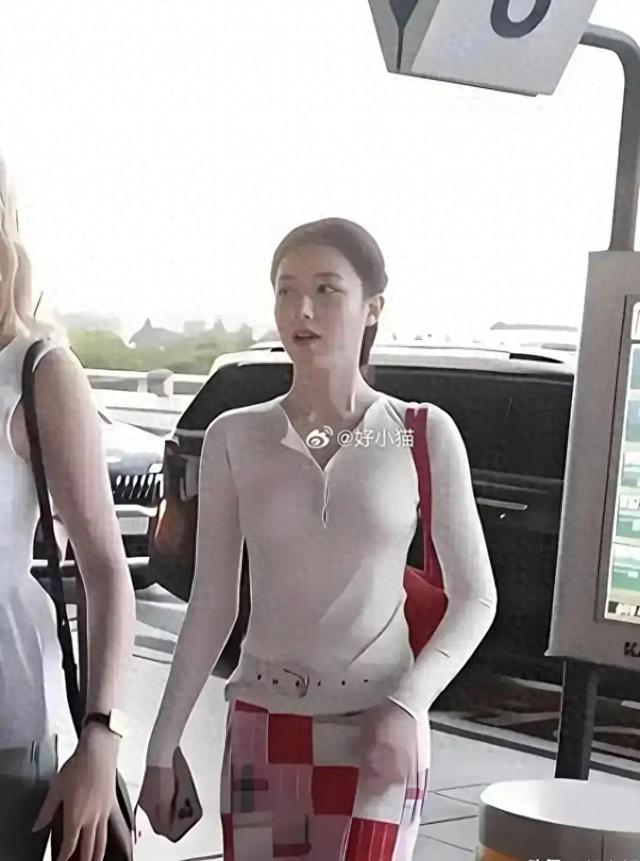 她长的很漂亮，演技也不错，可是一直火不起来	，究竟什么原因