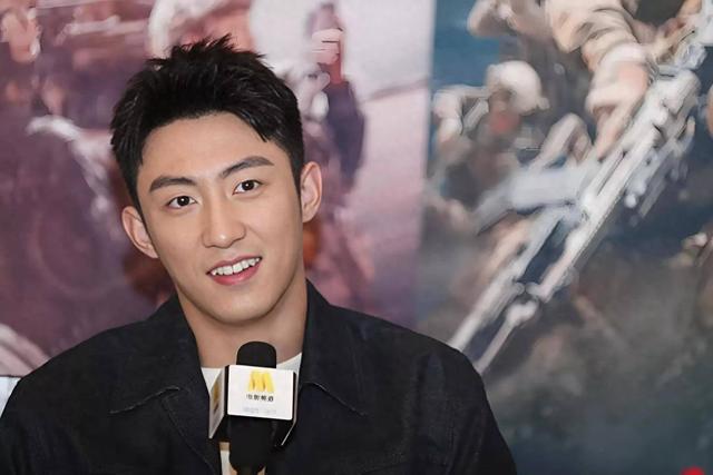 离婚8年	，一别两宽，如今的黄景瑜，已是王雨馨高攀不起的存在