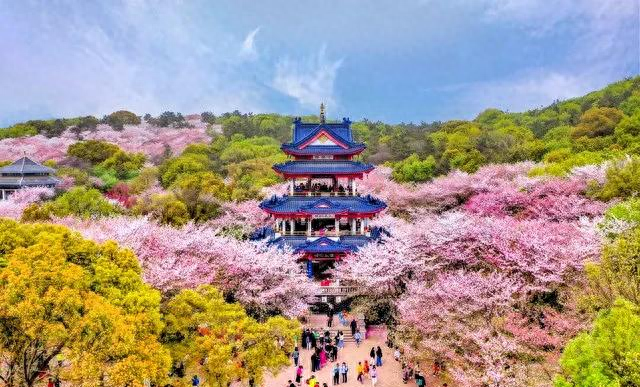 北京没想到，天津也没想到，如今的中国无锡	，已成为全国焦点～