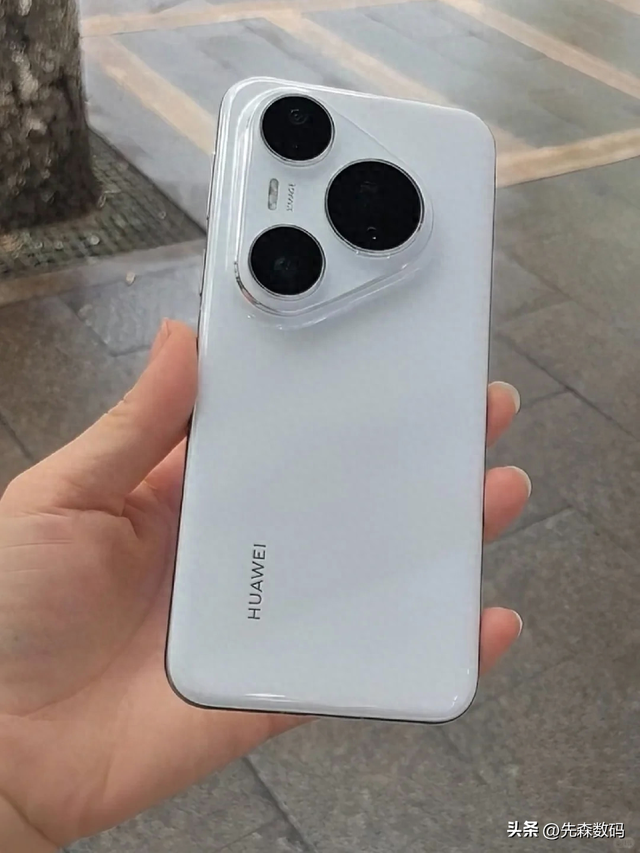 华为Pura 80Pro还值得买吗？还是选MOV家Ultra？有这三点不建议