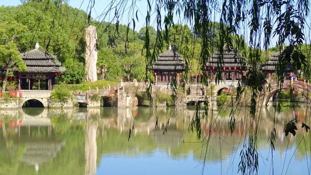 季节限定的美，就藏在闵行这座公园里！随手拍都出片→