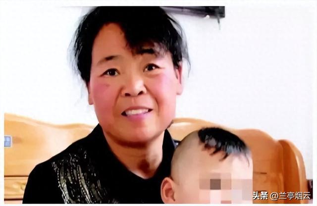 男子入狱15年无一人探视，以为家破人亡，出狱回家后泪流满面