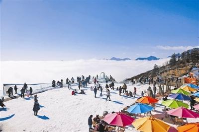 成都冰雪经济乘着冬风热起来