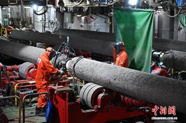 我国自主研发海洋工程冷金属过渡全自动焊设备实现首次应用