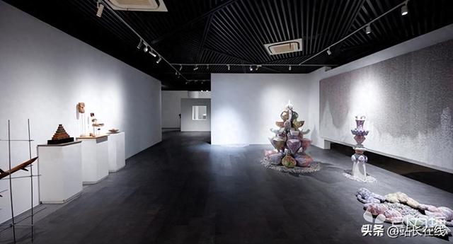 看展、逛集、打卡“红房子”，尹山湖畔解锁冬日“微度假”