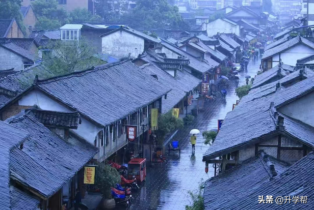 探秘临邛古城：穿越2300年的时光画卷