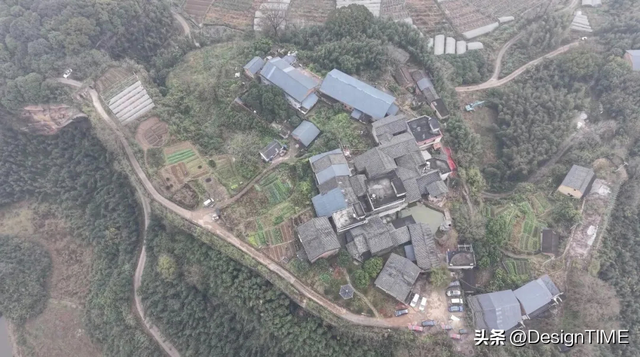 巨石顶上400年，湖南最“悬”的村庄！媳妇难娶，风景绝了！