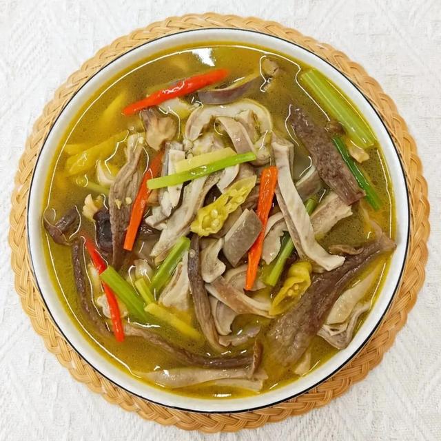 猪肚和它绝配！我家每周炖一锅，胃不胀了、湿气少了，全身都轻松
