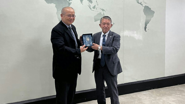 中方制裁岩崎茂后，不到24小时	，日本说了1句话，白宫紧急踩刹车