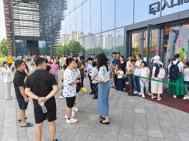 爆满！游客排队打卡！日照这里，一定要提前预约！