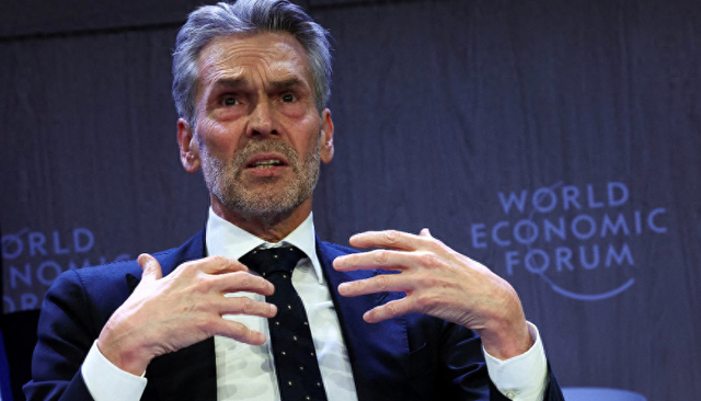 来得真快，安世第二波报复开始，荷兰已切断供应，中方以1挑27国